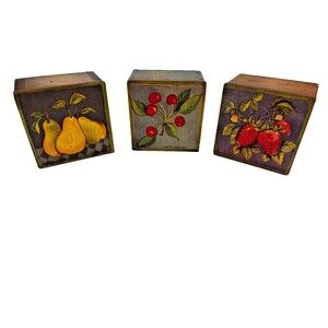 Wood Keepsake Box Handmade. Painted Lids by Telle M. Stein 1997 Farm Chic
